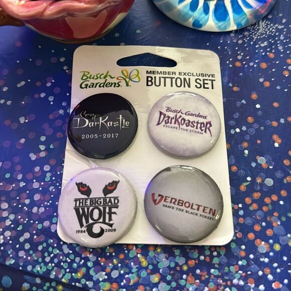 Busch Gardens Member Exclusive Button Set 2023 Roller Coaster - Picture 1 of 3